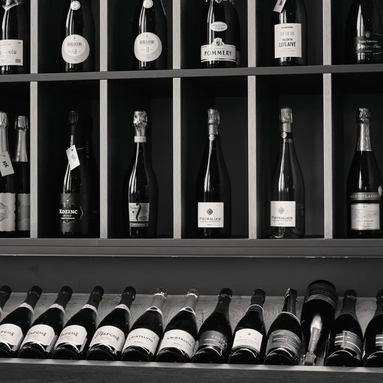 Aurea Restaurant & Wine Bar